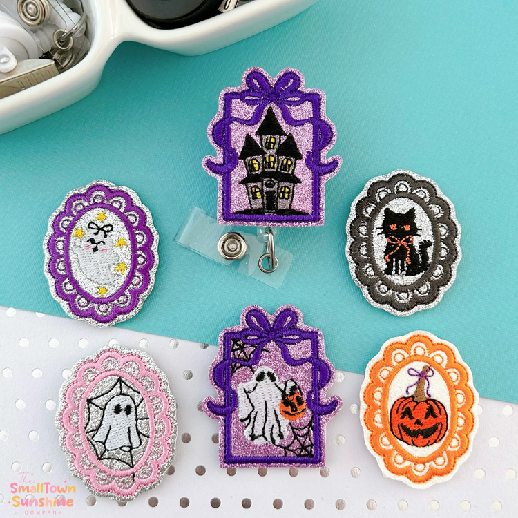 Vintage Halloween Cameo Badge Toppers